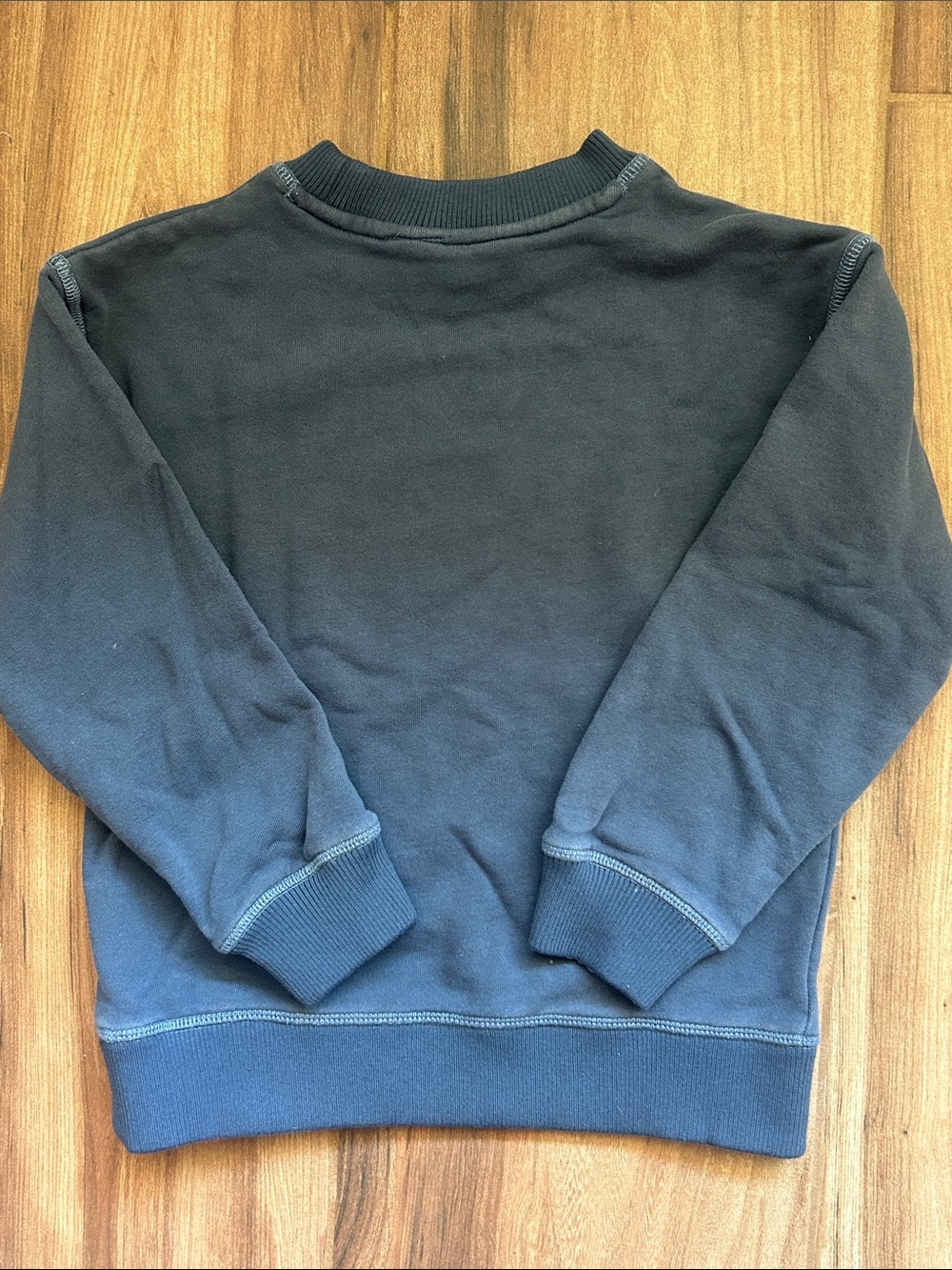 H&M Kids Sweatshirt Bundle Size 6/7 Dinosaur Print + Blue Crewneck - Picture 5 of 8